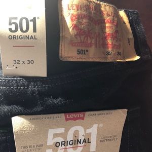 Levi’s 32/30 black button fly jeans
